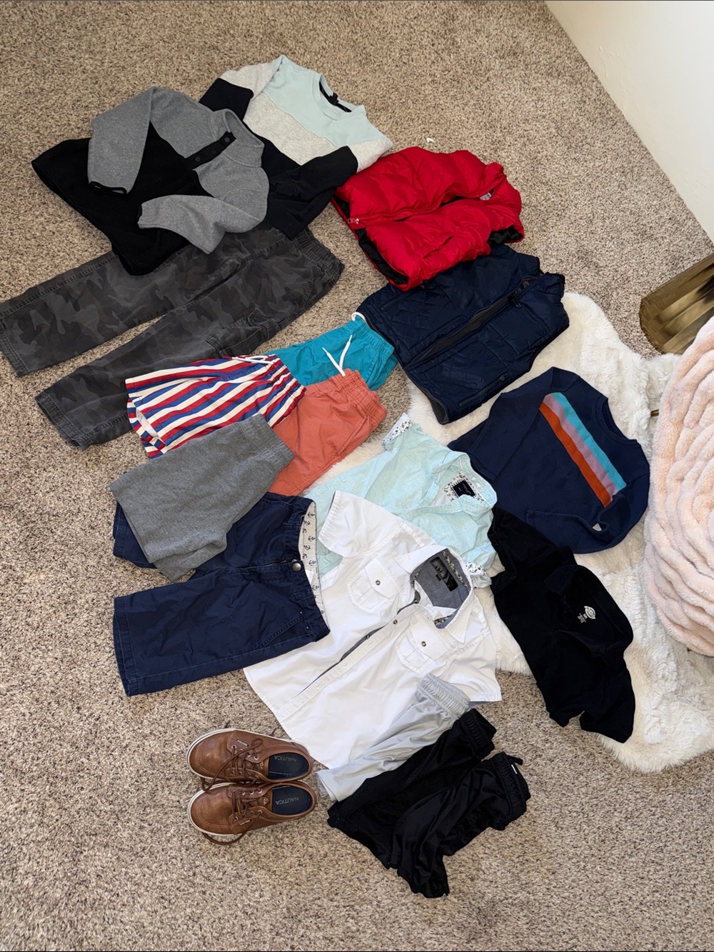 18-piece Mixed Kids Clothing Lot - size 6-7 and 8.